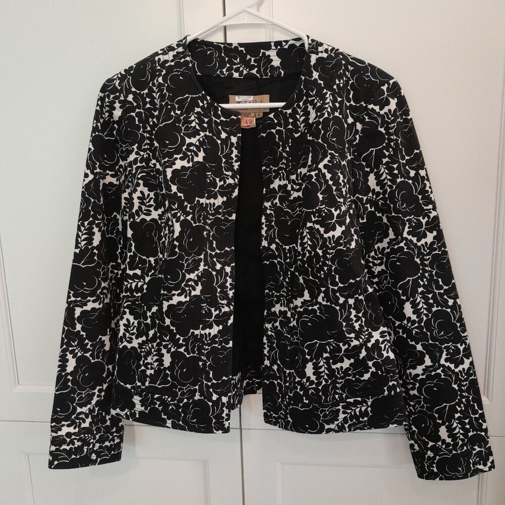 Peck & Peck Beautiful Spring Jacket - Stitched Border Finish